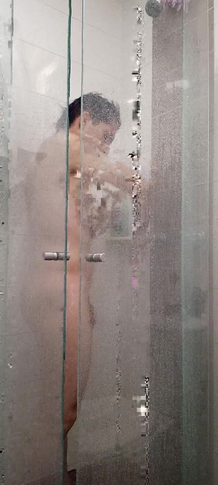 Diego_latinboy: ควยใหญ่ Ducha ยิมหมอยิมขนดกชักว่าวน้ําแตกในกระจก