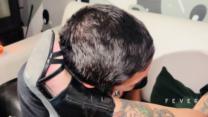 Fever Films: Explorând Simțurile #2: Simțul Mirosului - Kyra Sex Debutează La Fever Într-o Scenă...