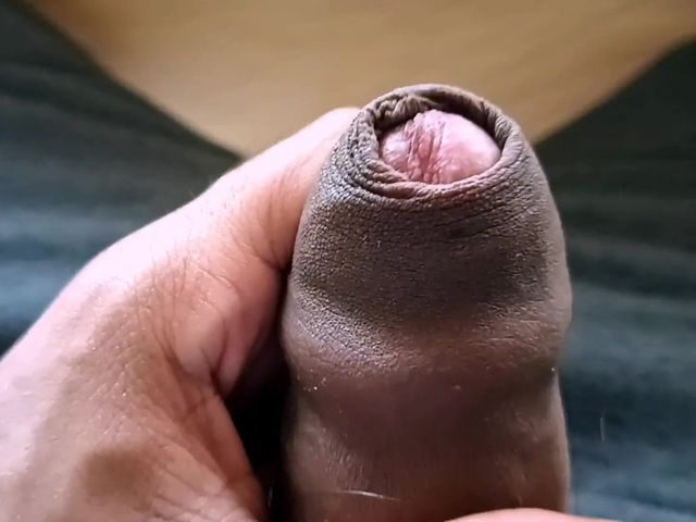 Masturbating My Uncut Cock Gets Wet Precum (Tomm hot)