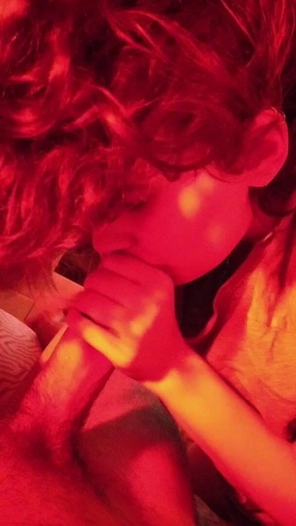 Darcy Dark: Stiefschwester kann nicht ohne meinen monsterschwanz leben