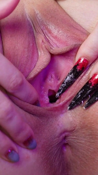 Chceš udělat moji kundičku větší svým ptákem?