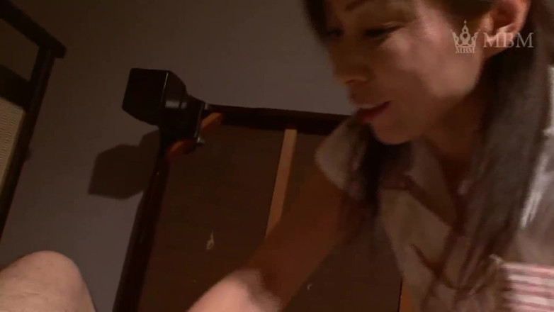 Raptor Inc: A cena de um ajudante de asilo: velha sexy -4