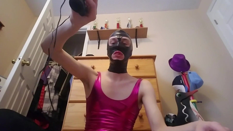Nate's crossdressing site: Teasing myself and eating cum