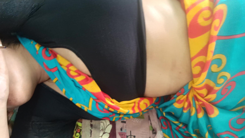 Pushpa studio: Uomo non sposato che scopa la moglie di un amico...