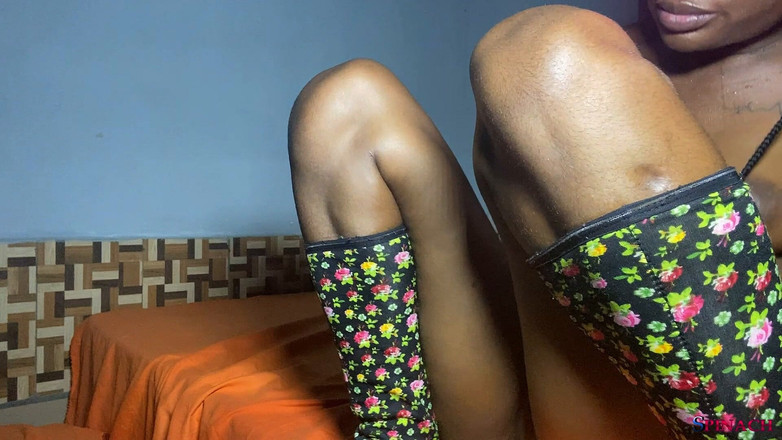 Spinach: 내 통통한 여친 따먹는 걸 좋아해