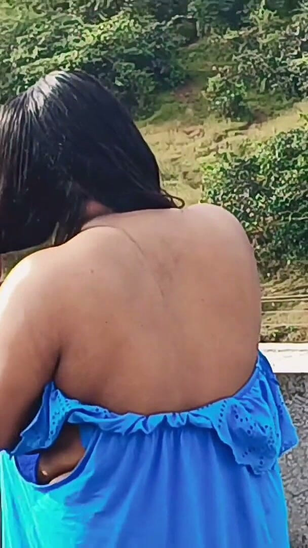 Neha: 在户外操我最好的女友上一次最好的重口味性爱