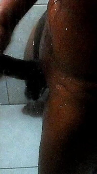 Jerk off at Bath 'over Shot'