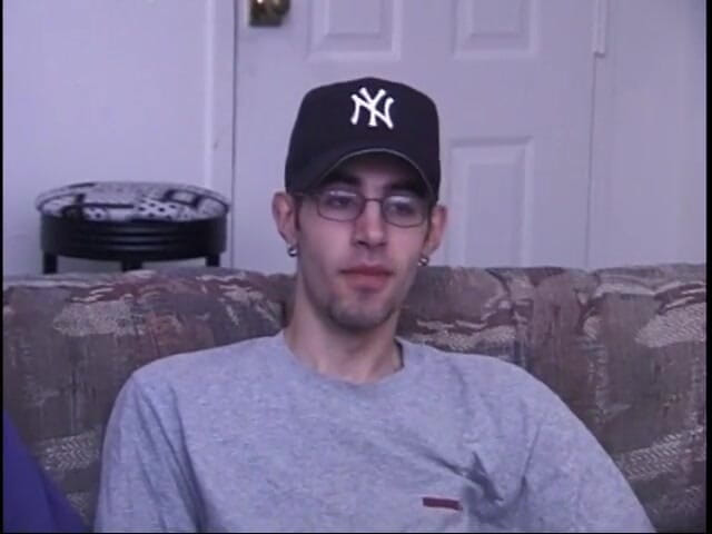 Gays Case: Young geeky stud opens his legs wide for his boyfriend...