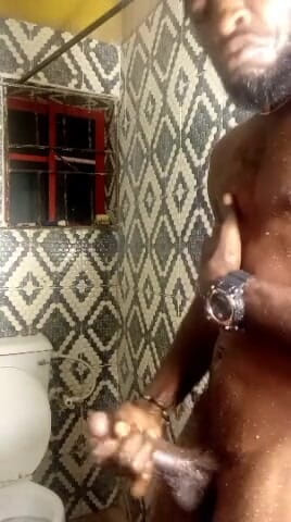 Fuckers Empire: Verletzter Morgen Com Im Badezimmer