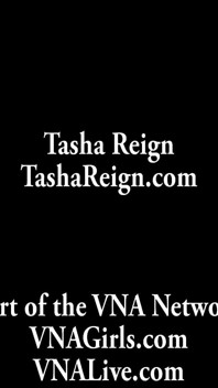 Tasha Reign показывает свою люстру