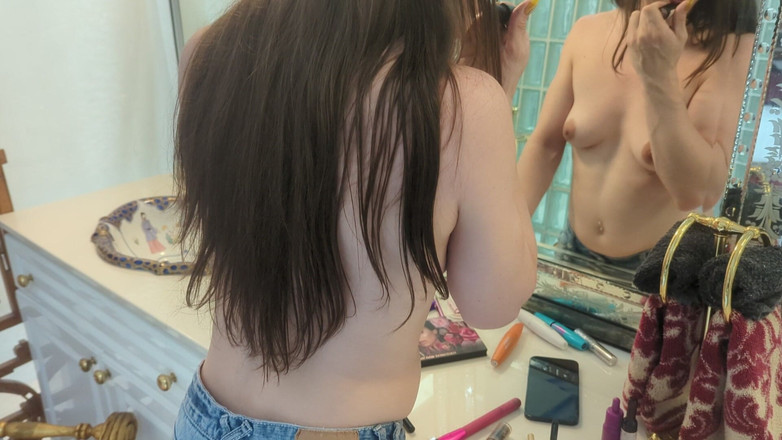 Tia Tizzianni Productions: Nyxi leon准备迎接她最喜欢的爸爸