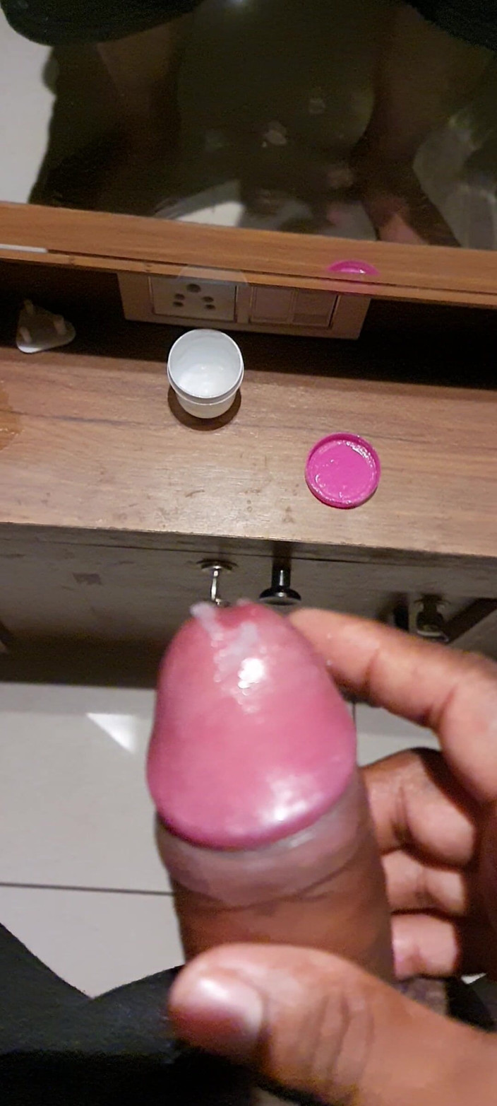 Ahir: Bite dure et rose