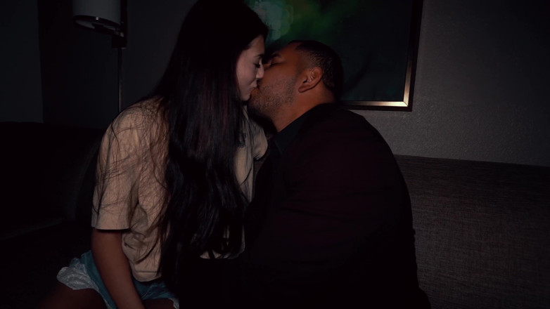 Teddy Tarantino: La piccola e calda 22enne sophie Tyler viene scopata in un...