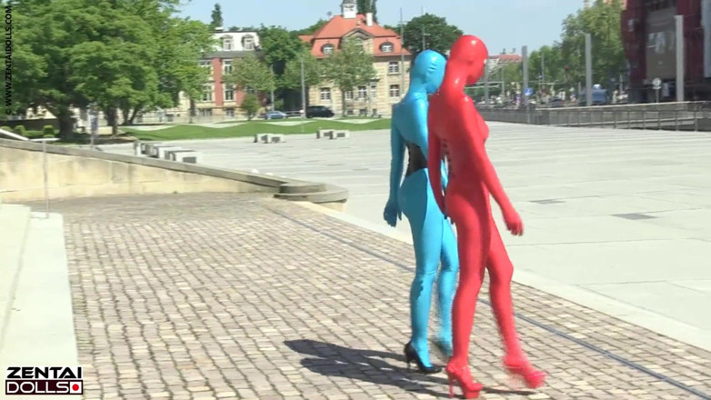 ZentaiDolls: นางแบบ Zentai ในเมือง