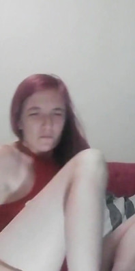 Agotada ninfómana Ami folla su coño tarde en la noche