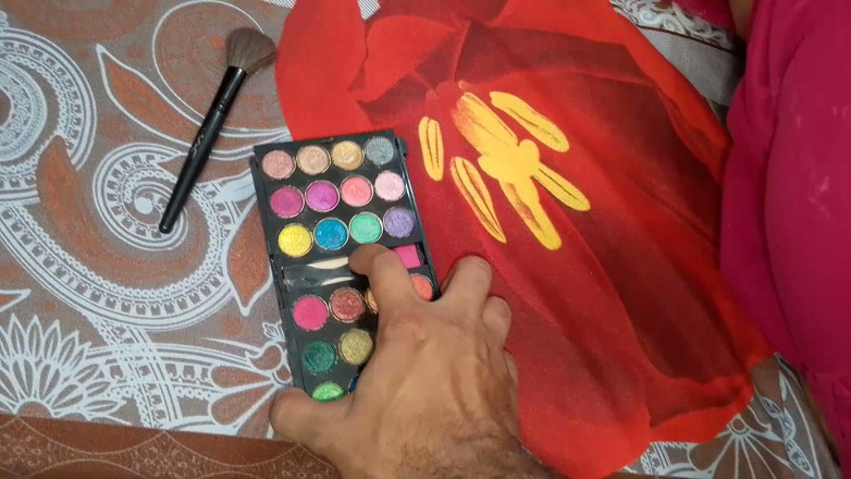 QueenbeautyQB: Hintli üvey anne üvey oğlunu baştan çıkarıyor