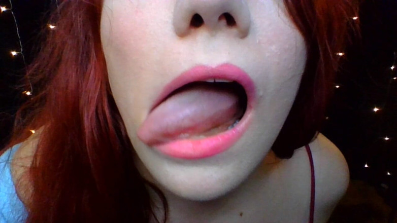 Scarlet Vixen: 혀와 목구멍 페티쉬 - 홀딩 오픈