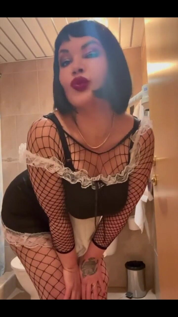 KarmenMilf: New Image of a Maid