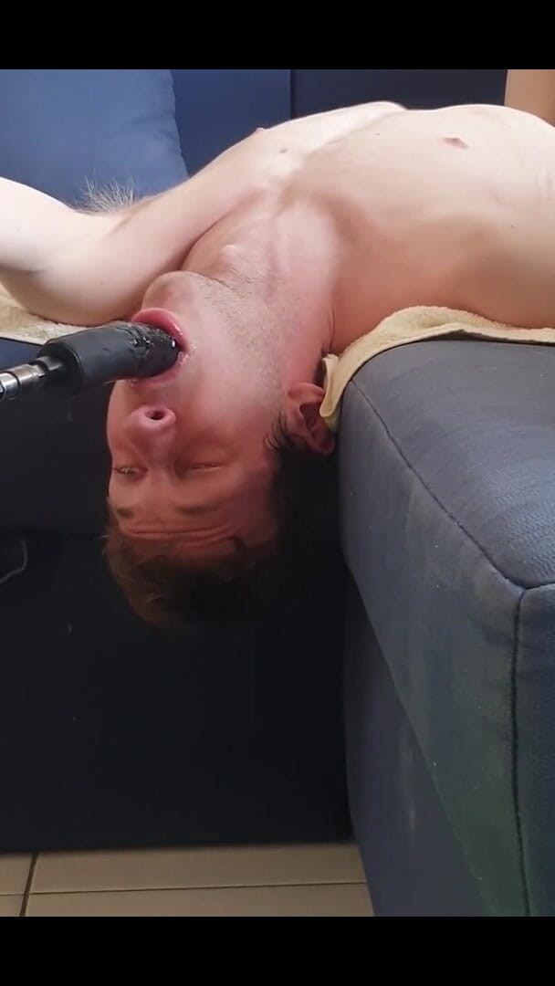 Puppy Davey: Je me fais prendre la gorge profonde