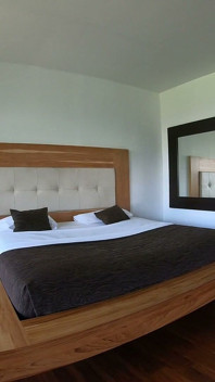 Latinas haben einen dreier in einem motel und es endet schlecht