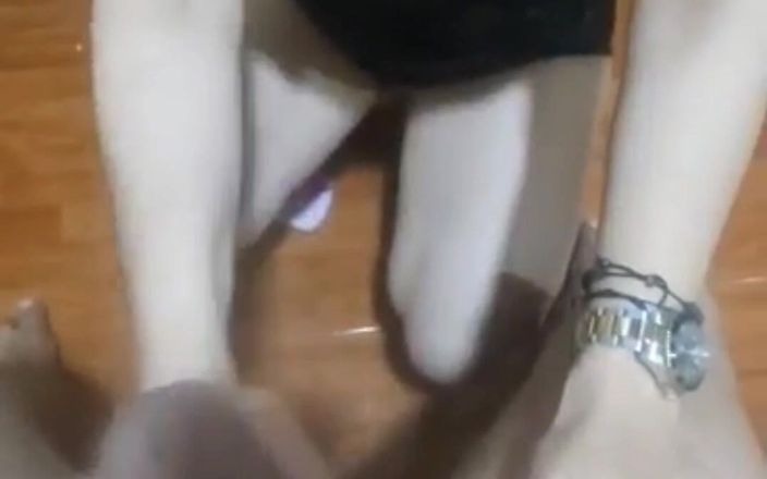 ColomPerX: 我的妻子给了我一个美味的小按摩