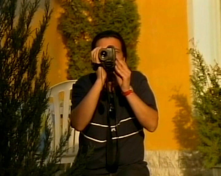 BB Video - Old School: Trío al aire libre con pelirroja peluda y doble penetración