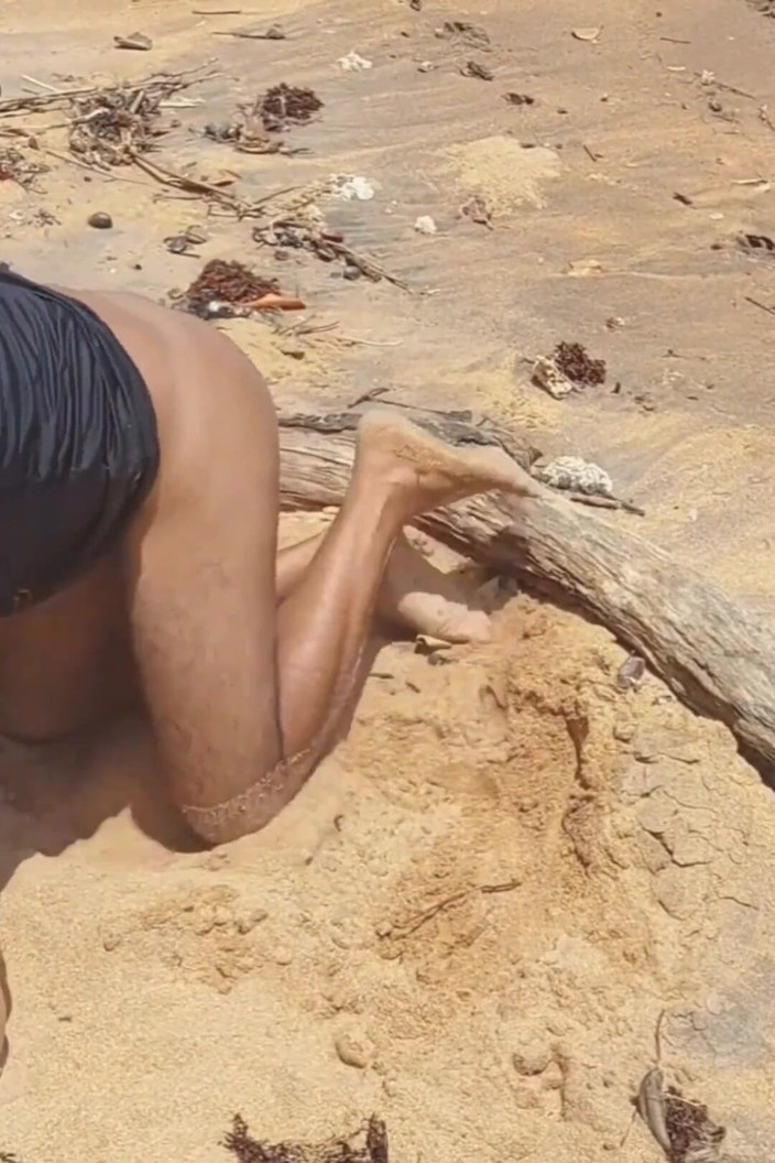 Ladysilvas: Ladysilva, mon cul sexy sur la plage