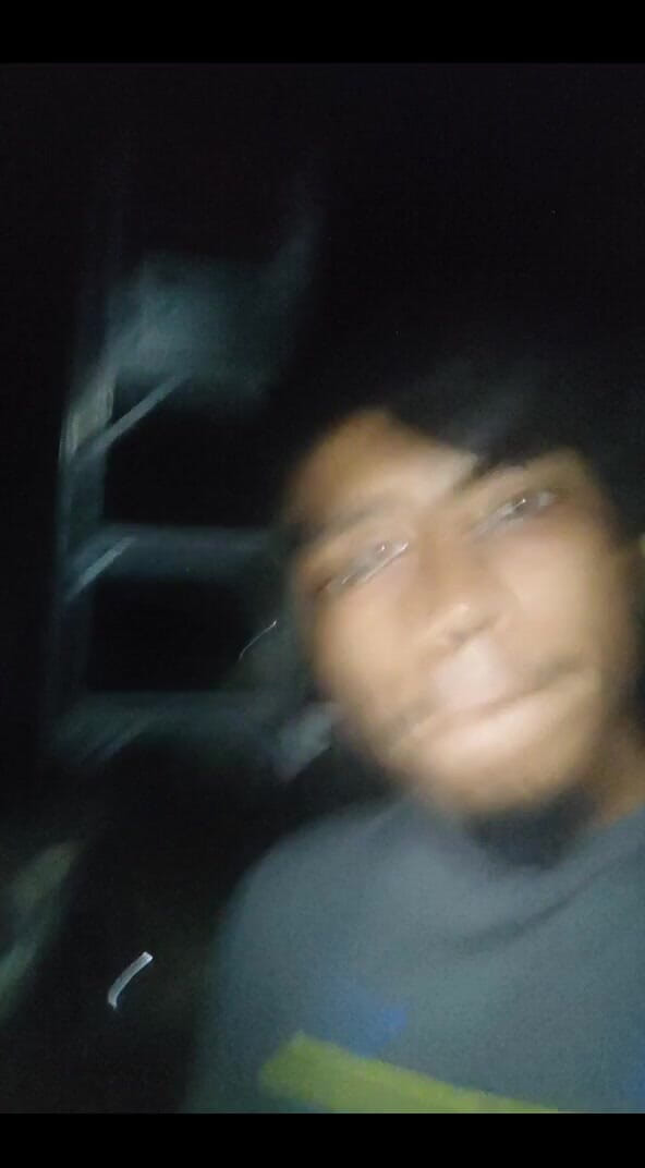 AlexAlejandro13: Fierbinte la poarta casei mele