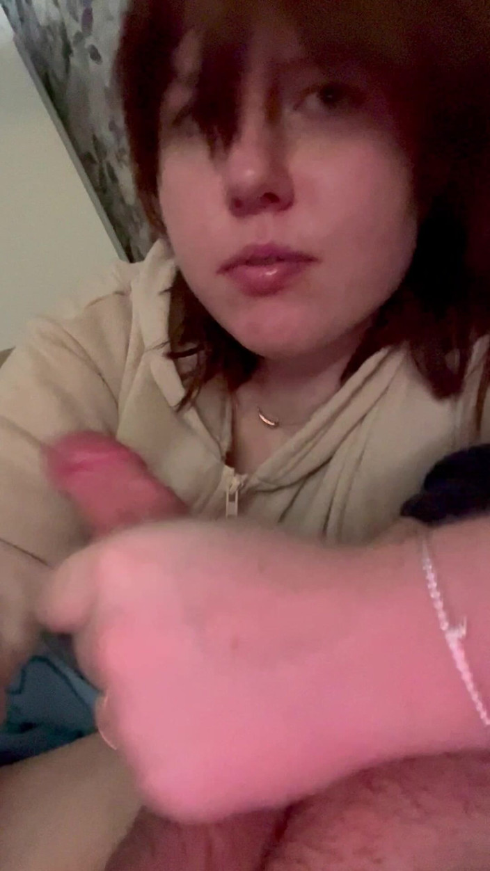 Couple18and38: 18 Yaşındaki Bir Anne Oral Seks Yapıyor