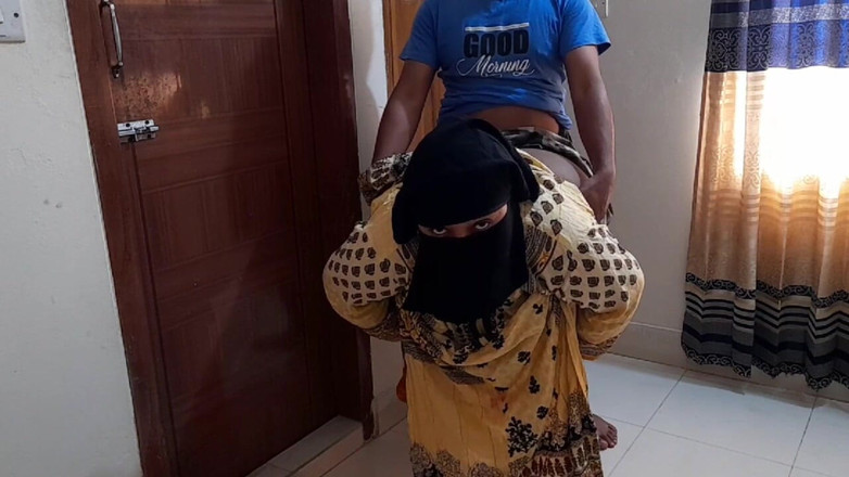 Aria Mia: Muslim velký zadek a obrovská prsa