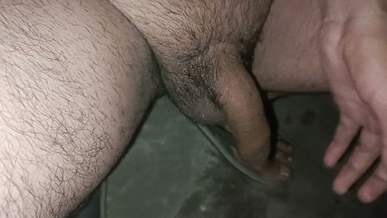 LovedSunsine1990: I am experiencing itching on the side of my penis.