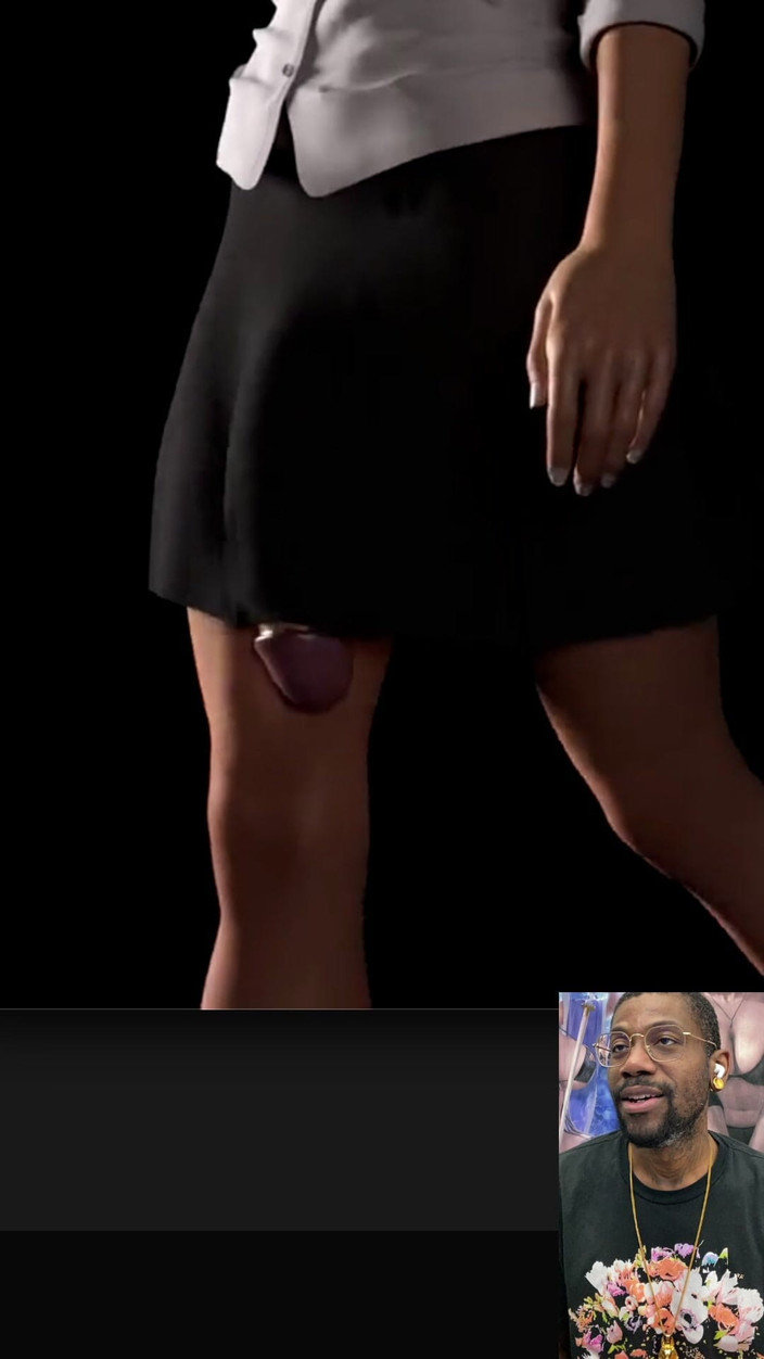 L6RD7BLU3 FUTA: Une femme de bureau transsexuelle se rend au travail avec...