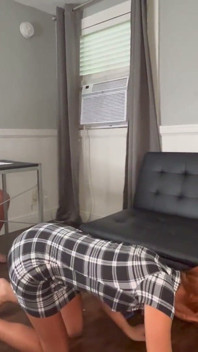 Aria Nicole Wedgies , professora de calcinha