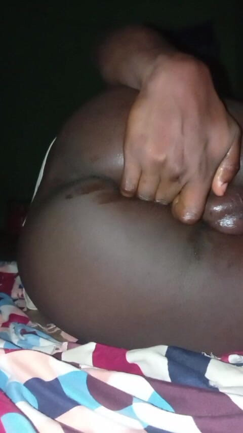 Africatrans: BBCマッシブTガール