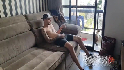 ErickDiaz: 집에 돌아와 휴식