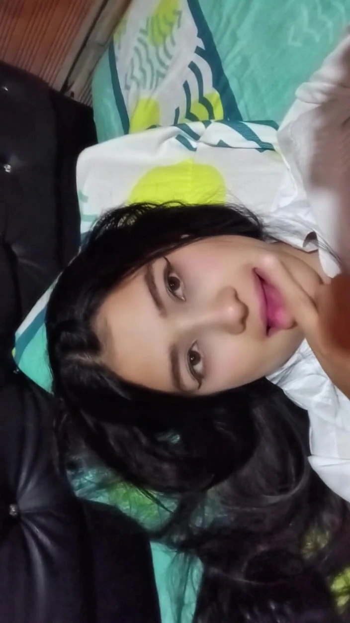 Yulieth Gomez: Ngentot pacar semok abang tiriku yang lagi sange berat