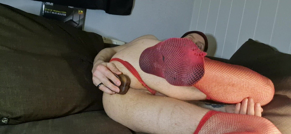 Vixen Willer: ビクセンの巨大なディルドと金属製のペニスリング付き