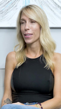 Francesa canadense esposa gostosa Mary-queen Fox Entrevista