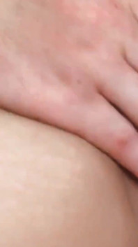 Šuká mě s mým spodním prádlem a jsem velmi nadržený