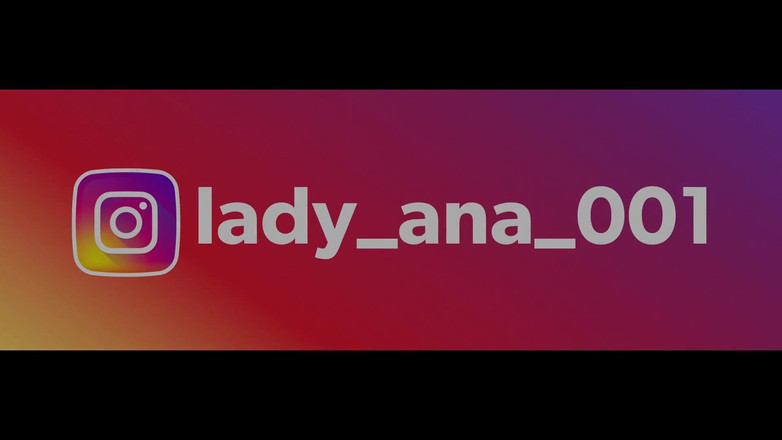 LadyAna: 그녀의 엉덩이에 두 손으로 채워진 그녀의 부러진 엉덩이를 얻는 여대생.