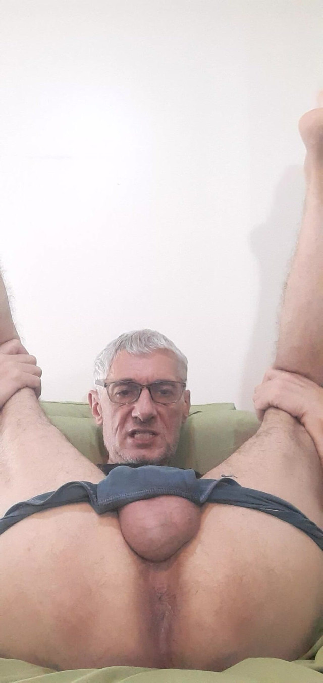Sex Situation Follow Me (Big uncut hard cock)