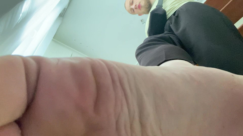 Hunky time: Prosta stopa, plucie