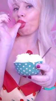 Dildo Play