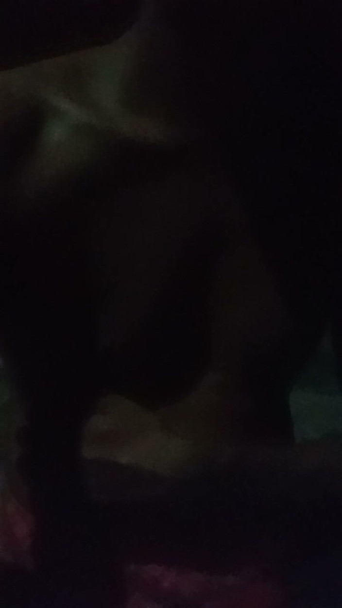 Haru862: Привіт, друже, я бенгальський хлопець з Калькутти koi ladki hai mere sath sex Karna chahta hai, щоб зв'язатися зі мною