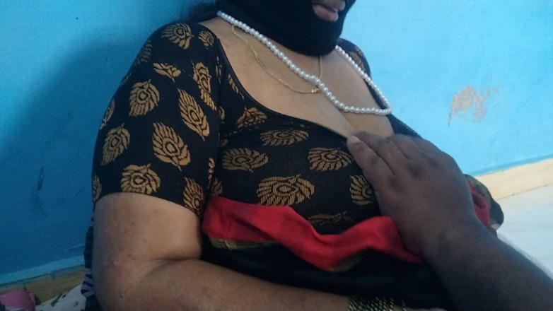 Benita sweety: Tombul akka üvey erkek kardeşini sütle besliyor. Big Milk Tankçı