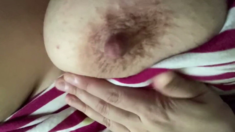 Real homemade BBW BBC porn: Bbwbootyful, quetscht meine harten nippel, spreizt meine haarige muschi