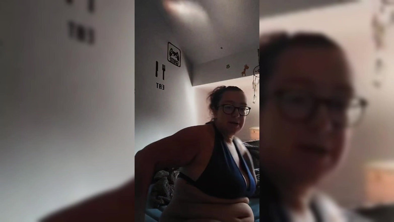 Jimbob Star Straight: Foodie Fridays Jade šuká rybí prsty