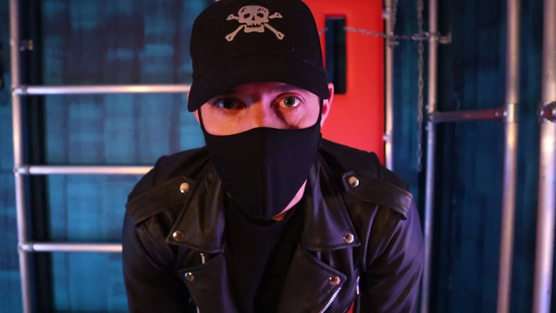 TomBakerBDSM: Moje klíče od tvé klece (4k)