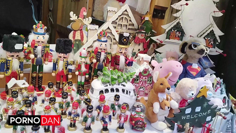 Porno Dan: हम creampie मेरी शरारती सौतेली बेटी क्रिसमस पर चार Rimes एथेना Fleurs - अश्लील दान 4K