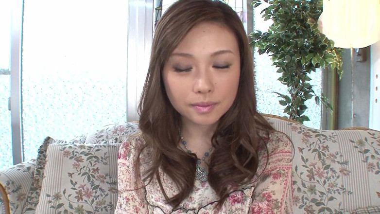 Blowjob Fantasies from Japan: Brunette Japanese babe gets busy during an interview